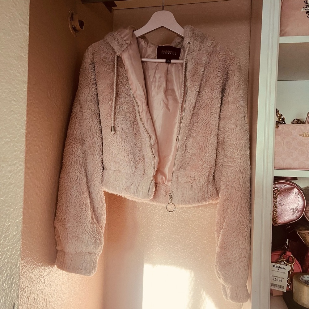 Cozy Cream Faux Fur Jacket